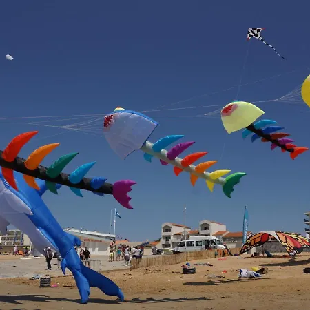 Maison Familiale Avec Piscine, 5 Personnes, Pres - Fr-1-540-186 度假居 *